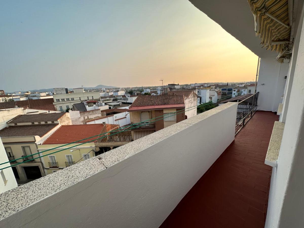 Imperium Apartamentos Centro Parking Gratis Mérida Exterior foto