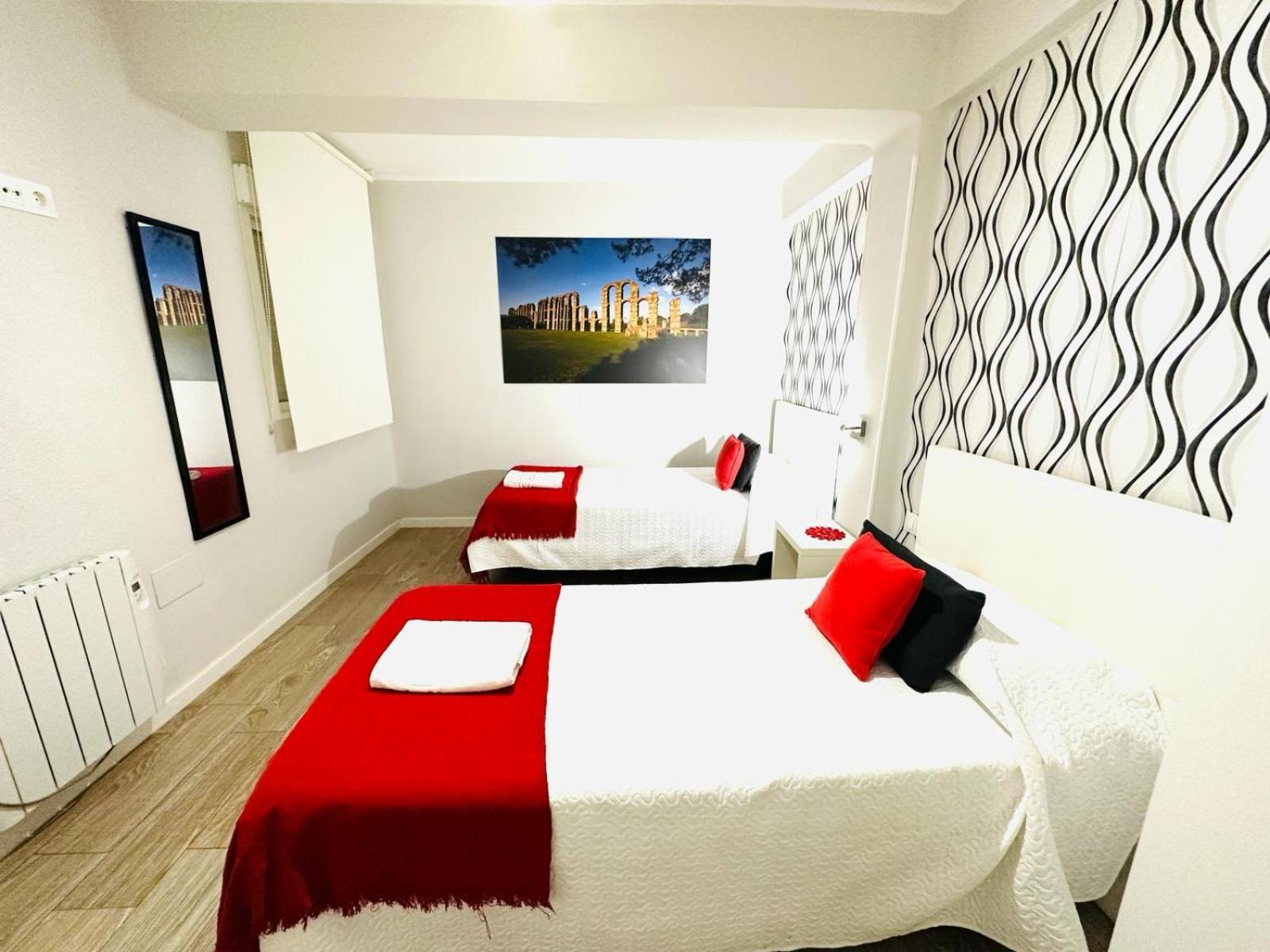 Imperium Apartamentos Centro Parking Gratis Mérida Exterior foto